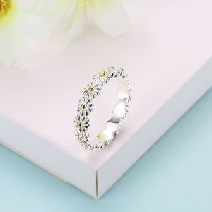 Oh Daisy! 925 Sterling Silver Ring